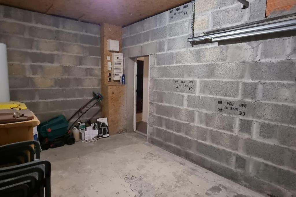 Belle Maison Climatisee Renovee Pac-Man Entre Collegues, Amis, Famille - Barbecue - Netflix - Prime - Baby Foot 50Cts Saint-Seurin-sur-l'Isle Exteriör bild