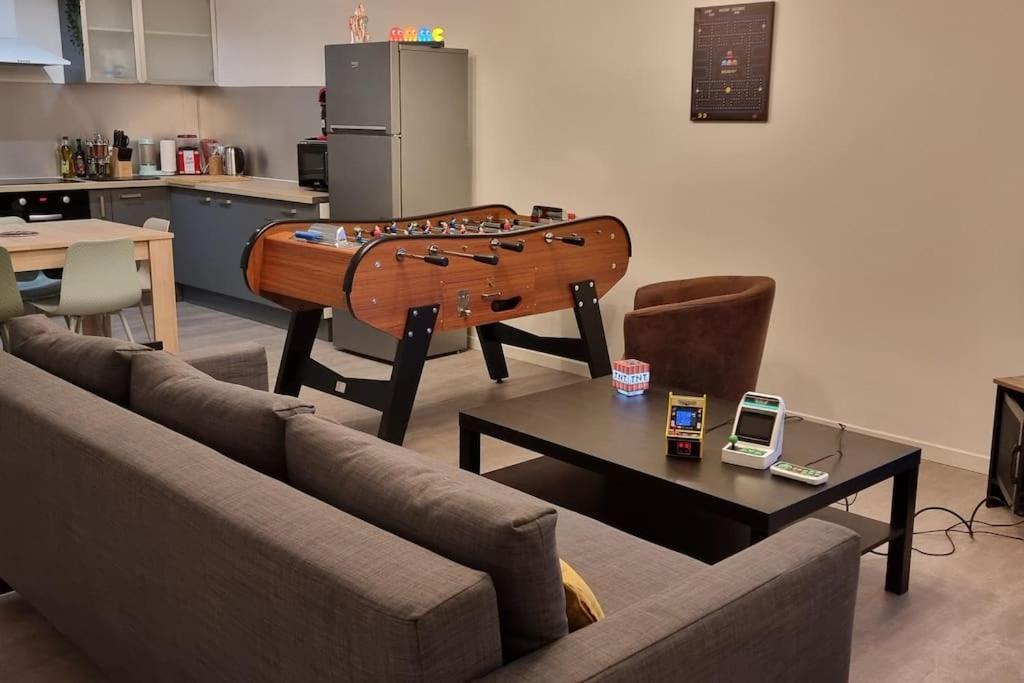 Belle Maison Climatisee Renovee Pac-Man Entre Collegues, Amis, Famille - Barbecue - Netflix - Prime - Baby Foot 50Cts Saint-Seurin-sur-l'Isle Exteriör bild