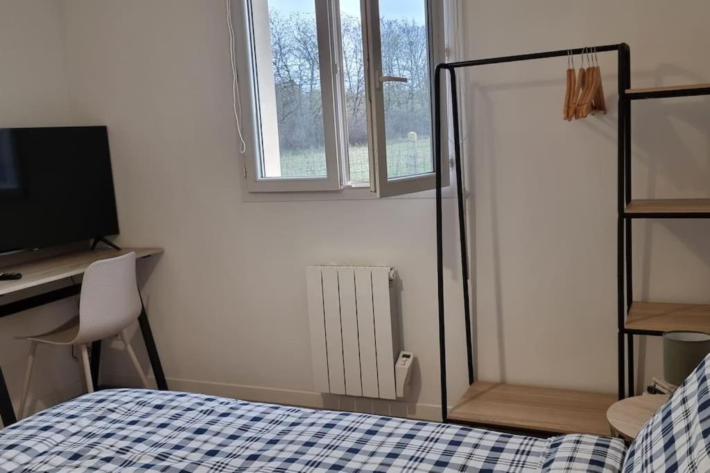 Belle Maison Climatisee Renovee Pac-Man Entre Collegues, Amis, Famille - Barbecue - Netflix - Prime - Baby Foot 50Cts Saint-Seurin-sur-l'Isle Exteriör bild