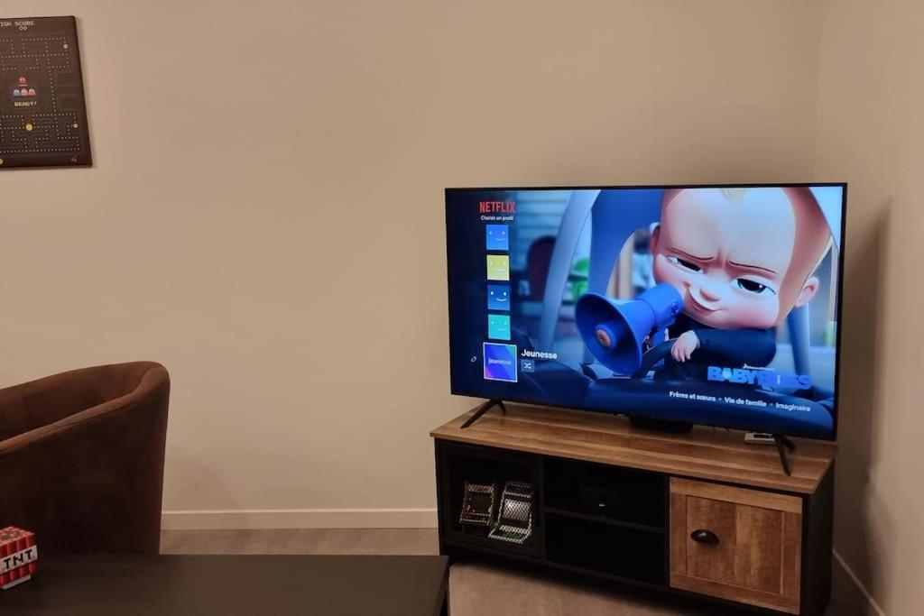Belle Maison Climatisee Renovee Pac-Man Entre Collegues, Amis, Famille - Barbecue - Netflix - Prime - Baby Foot 50Cts Saint-Seurin-sur-l'Isle Exteriör bild