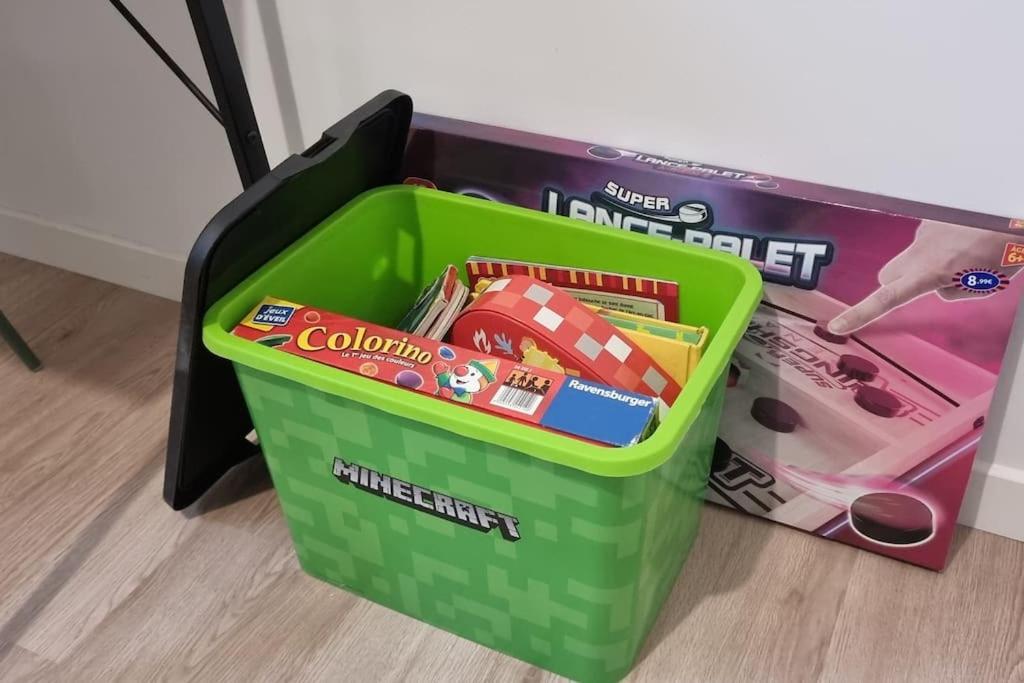 Belle Maison Climatisee Renovee Pac-Man Entre Collegues, Amis, Famille - Barbecue - Netflix - Prime - Baby Foot 50Cts Saint-Seurin-sur-l'Isle Exteriör bild